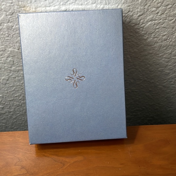 Simply Vera Wang Necklace “J“ Initial Layered Crystal Stones - Picture 4 of 4